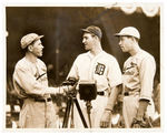DIZZY DEAN/PAUL DEAN/SCHOOLBOY ROWE 1934 WORLD SERIES NEWS SERVICE PHOTO.
