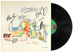 CROSBY, STILLS, NASH AND YOUNG SIGNED “SO FAR” RECORD.