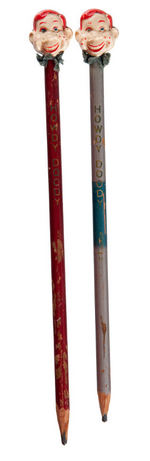 PAIR OF SCARCE "HOWDY DOODY" PENCILS WITH FIGURAL HOWDY HEADS.
