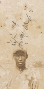 DIHIGO COLLECTION 1923 HAVANA LIONS CUBAN TEAM PHOTO W/HOF MEMBERS & SIGNED BY MARTIN DIHIGO.