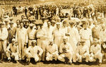 INDIANAPOLIS 500 1928 DRIVERS AND CREWS FRAMED PANORAMIC PHOTO.