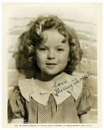 SHIRLEY TEMPLE SIGNED PARAMOUNT PICTURES PUBLICITY PHOTO.