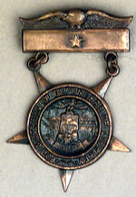 "MOTHERS OF DEFENDERS OF LIBERTY" AWARD MEDAL.