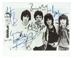"THE ROLLING STONES" SIGNED PHOTO.
