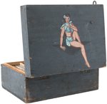WORLD WAR II ARTIST'S STORAGE LOCKER WITH PIN-UP LID PAINTING & WARTIME LETTERS.