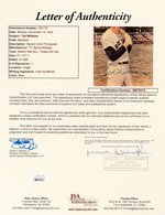 TED WILLIAMS (HOF) SIGNED PHOTO .