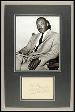 MARTIN LUTHER KING AUTOGRAPH AND PHOTO.