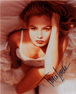 TRACI LORDS SIGNED PHOTO.